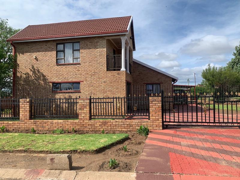 4 Bedroom Property for Sale in Aliwal North Eastern Cape